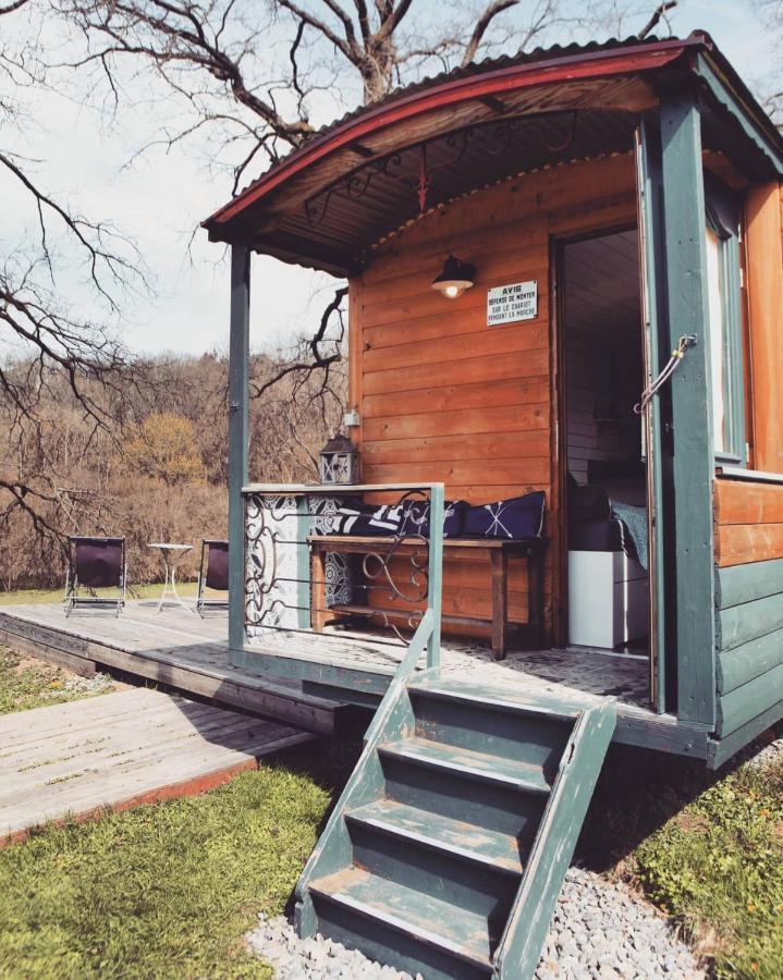 La Roulotte De L'Atelier Apartment Дюрби Екстериор снимка